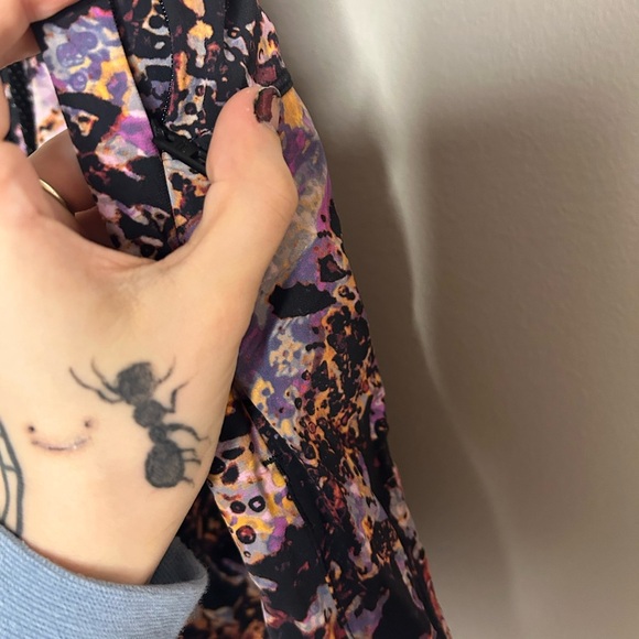 Fabletics Multicolor Abstract Jacket - Picture 14 of 16